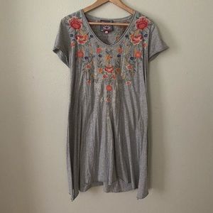 Johnny Was Embroidered Cotton Dress in Grey